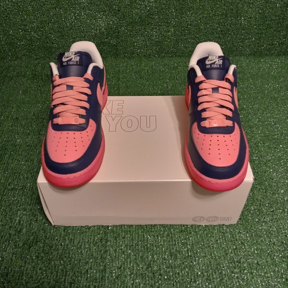 Air Force 1's (Customized) - Picture 5 of 5